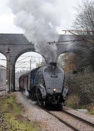 Purchase photo of 60007 SIR NIGEL GRESLEY at London - New Southgate